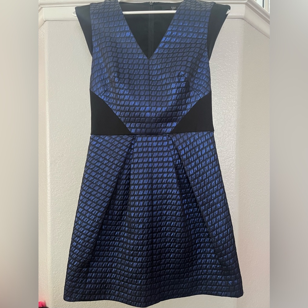 Tibi Black Purple Metallic Sheath Party Dress size 0 $395